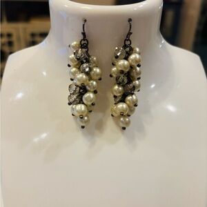 Elegant Pearl Cluster Earrings
